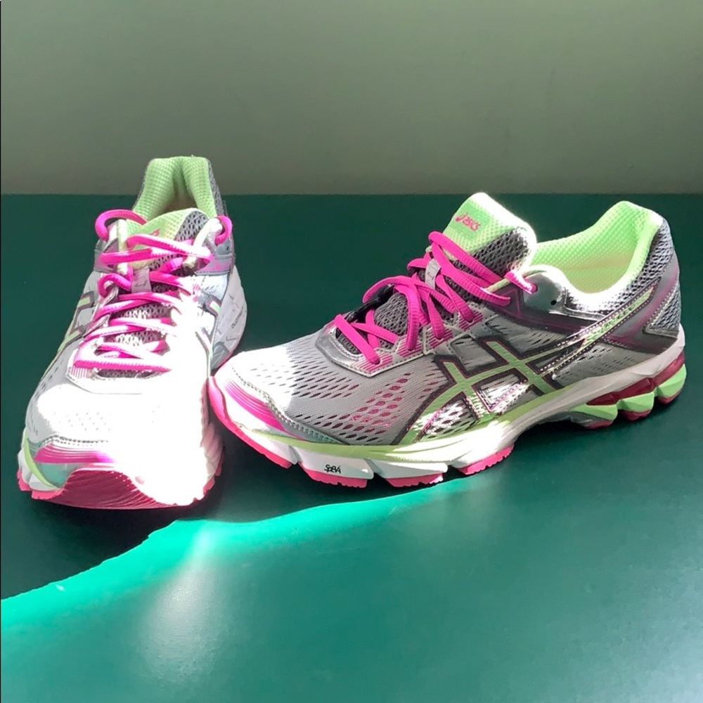 ASICS GT-1000